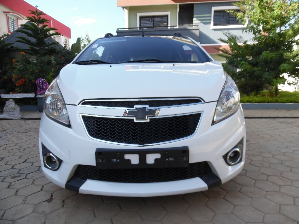 A VENDRE: CHEVROLET SPARK PHASE II,ANNEE 2012,BONNE OCCASION DE COREE,BVA,ESSENCE,5 PLACES - thumbnail 4