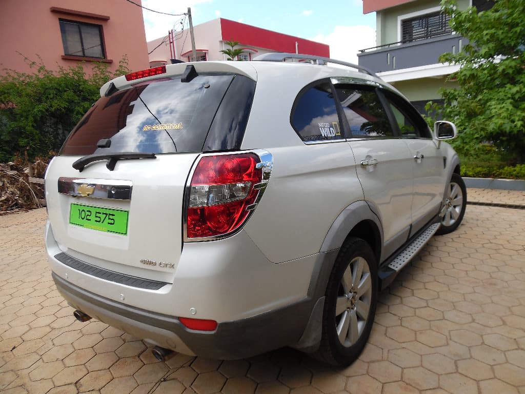 A VENDRE: CHEVROLET CAPTIVA LTX,4WD ANNEE 2010,BONNE OCCASION DE COREE,BVA,VCDI,7 PLACES - thumbnail 3
