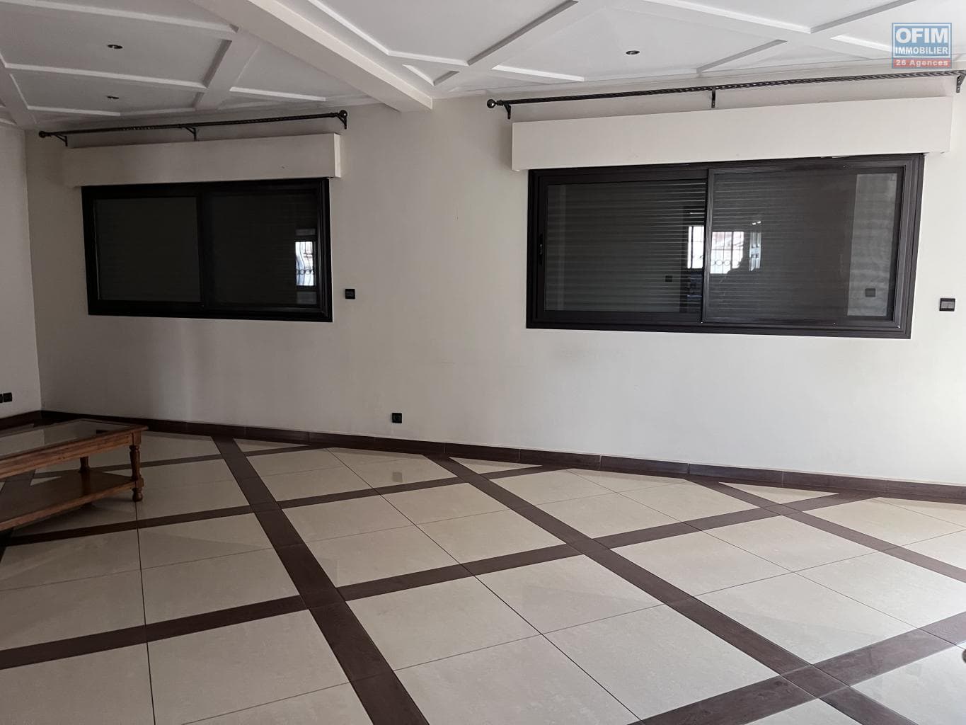 À louer un appartement T3 sécurisé situé à Alarobia Ivandry Madagascar